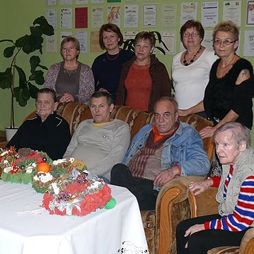 Suchacze kamieskiego UTW kolejny raz  spotkali  si z pensjonariuszami DPS w niatowie