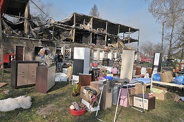 Zeznania wiadkw pomog ustali przyczyn poaru hotelu socjalnego
