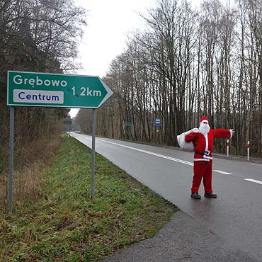 Mikoaj odwiedzi seniorw i dzieci w Grbowie