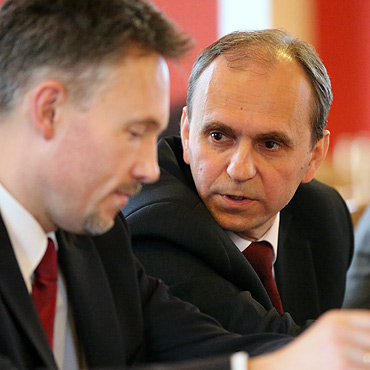 Mieszkacy czekaj na nowe miejsca pracy  