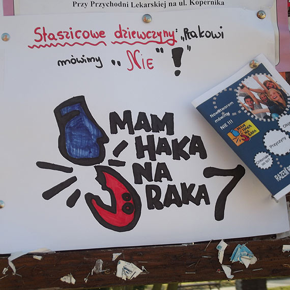 Uczennice ZSP bior udzia w oglnopolskim programie "Mam haka na raka"